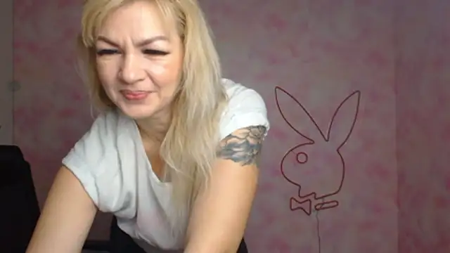 Snapshot of Madonna_Fire chatting on 27, 3, 2026 Madonna Fire online show from 27, 3, 2026