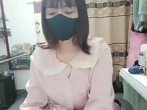 Snapshot of Heni6368 chatting on 14, 3, 2026 Heni6368 online show from 14, 3, 2026