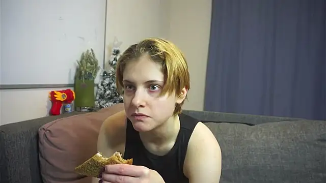 JoycelynMoctezuma online show from 7, 1, 2026