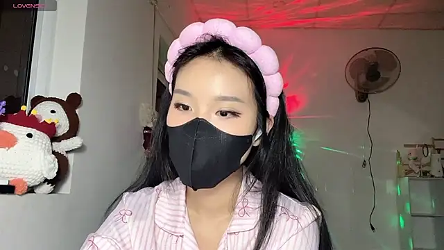 Tieu-May online show from 12, 5, 2026
