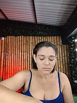 Snapshot of Astrid_williams chatting on 25, 6, 2026 Astrid williams online show from 25, 6, 2026