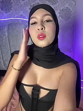 Snapshot of Shann_95 chatting on 4, 3, 2026 Shann 95 online show from 4, 3, 2026