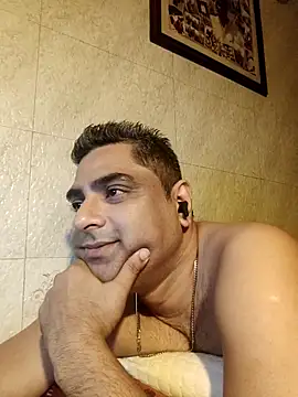 hardnhornybull online show from 20, 3, 2026