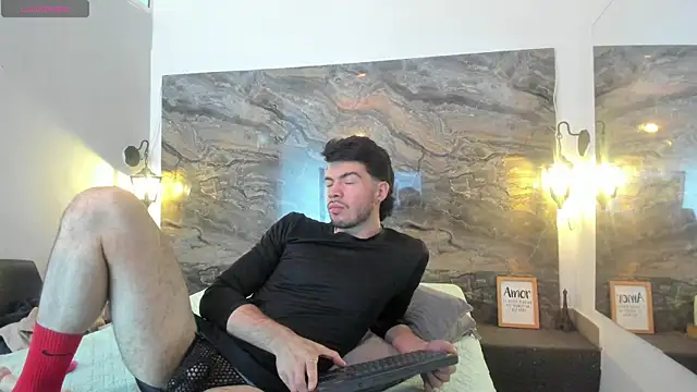 Snapshot of VelloTouch chatting on 12, 2, 2026 VelloTouch online show from 12, 2, 2026