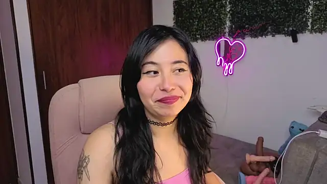 LolaOpalX online show from 13, 5, 2026