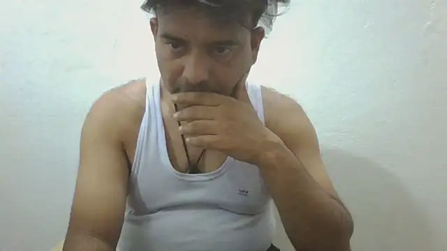 Snapshot of KUMA_500 chatting on 25, 4, 2026 KUMA 500 online show from 25, 4, 2026