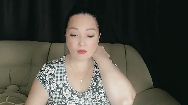 Snapshot of infinity_loveliness chatting on 2, 10, 2025 infinity loveliness online show from 2, 10, 2025