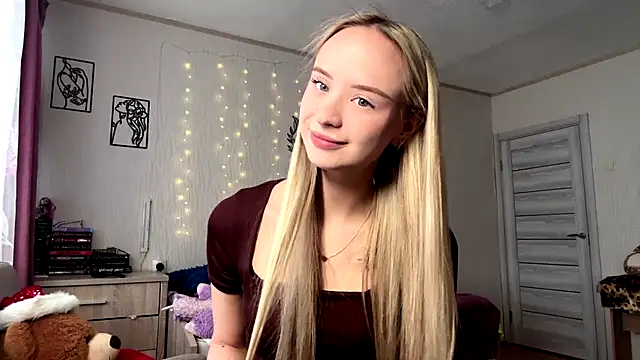 Snapshot of LatashiaOrcutt chatting on 8, 1, 2026 LatashiaOrcutt online show from 8, 1, 2026