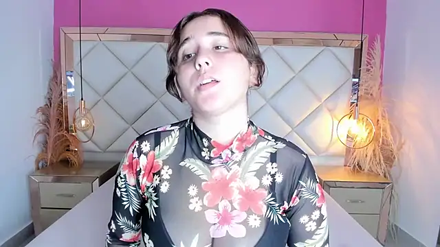 Snapshot of NikollHills chatting on 8, 1, 2026 NikollHills online show from 8, 1, 2026