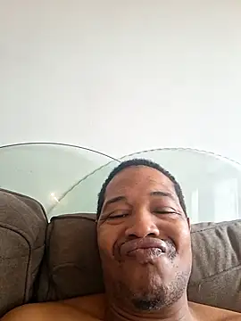 moneyboi1988 online show from 6, 1, 2026