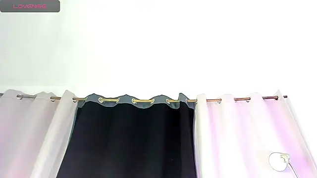 Megan VixenX online show from 26, 2, 2026