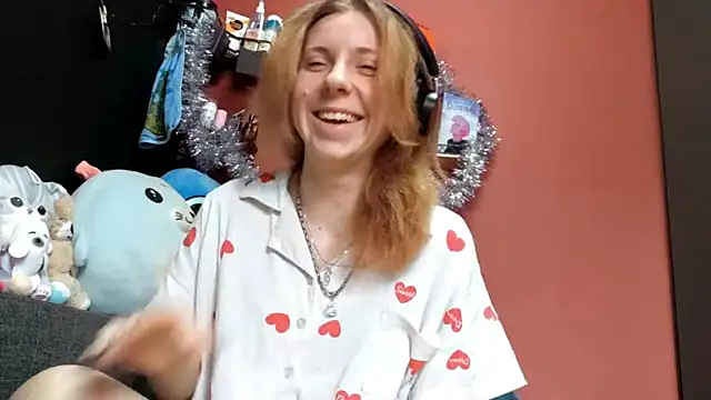 Snapshot of TiaraHenegan chatting on 6, 1, 2026 TiaraHenegan online show from 6, 1, 2026