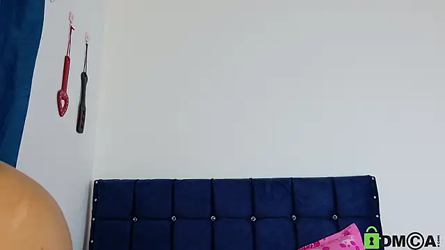 sweet posionx online show from 13, 2, 2026