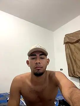 Snapshot of youngalexofficial chatting on 6, 1, 2026 youngalexofficial online show from 6, 1, 2026