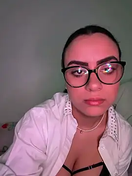 Marisa ass online show from 28, 2, 2026