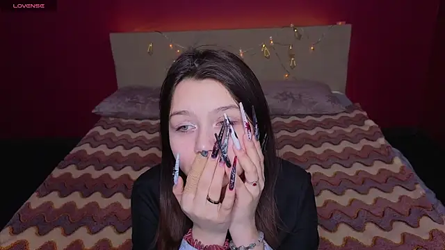 xxxnaughtyfoxyxxx online show from 5, 4, 2026