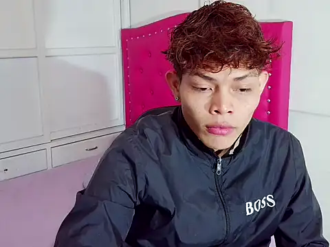 Snapshot of brosscams2025 chatting on 9, 1, 2026 brosscams2025 online show from 9, 1, 2026