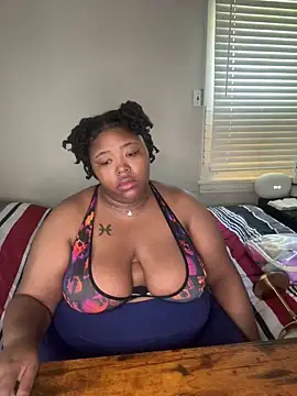 Snapshot of Chocolatebunnyxx96 chatting on 23, 4, 2026 Chocolatebunnyxx96 online show from 23, 4, 2026