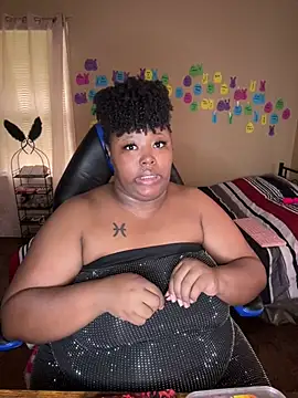 Snapshot of Chocolatebunnyxx96 chatting on 16, 5, 2026 Chocolatebunnyxx96 online show from 16, 5, 2026