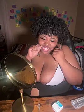 Snapshot of Chocolatebunnyxx96 chatting on 22, 5, 2026 Chocolatebunnyxx96 online show from 22, 5, 2026