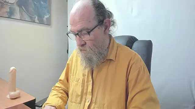 Uncle Hottie online show from 3, 3, 2026