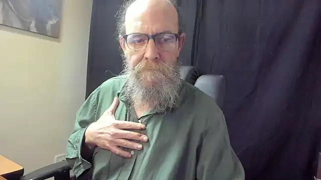 Uncle Hottie online show from 25, 3, 2026