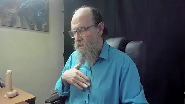 Uncle Hottie online show from 6, 4, 2026