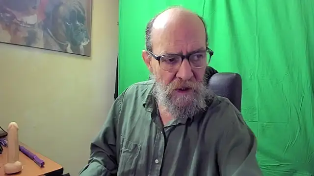 Uncle Hottie online show from 15, 4, 2026