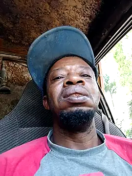 Snapshot of Negaomalinha1 chatting on 13, 2, 2026 Negaomalinha1 online show from 13, 2, 2026