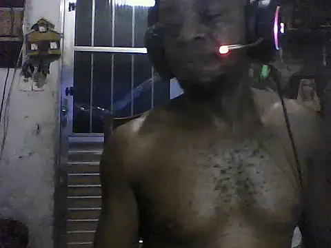 Snapshot of Negaomalinha1 chatting on 8, 5, 2026 Negaomalinha1 online show from 8, 5, 2026