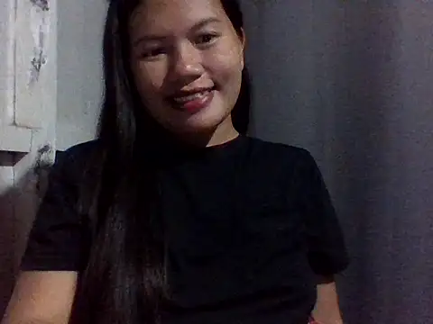 Snapshot of sweetprinces08 chatting on 17, 4, 2026 sweetprinces08 online show from 17, 4, 2026
