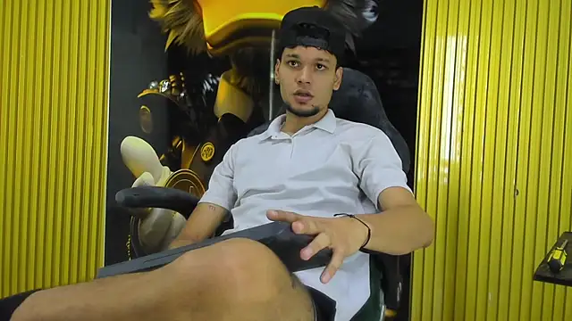 Snapshot of Lucas_hot_20 chatting on 17, 1, 2026 Lucas hot 20 online show from 17, 1, 2026