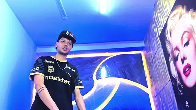 Snapshot of Lucas_hot_20 chatting on 9, 2, 2026 Lucas hot 20 online show from 9, 2, 2026