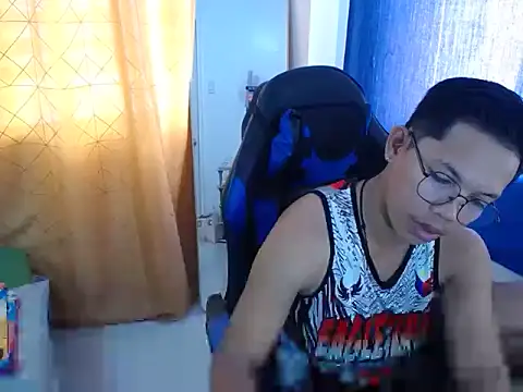 Snapshot of holly_oreo chatting on 18, 7, 2026 holly oreo online show from 18, 7, 2026