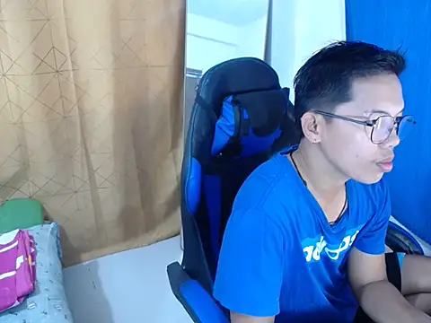 Snapshot of holly_oreo chatting on 21, 7, 2026 holly oreo online show from 21, 7, 2026