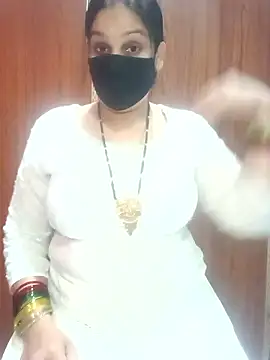 Snapshot of 01Roshani chatting on 18, 3, 2026 01Roshani online show from 18, 3, 2026