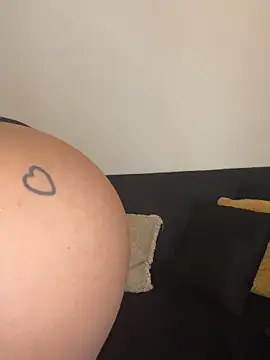 Kaly vibes online show from 28, 2, 2026