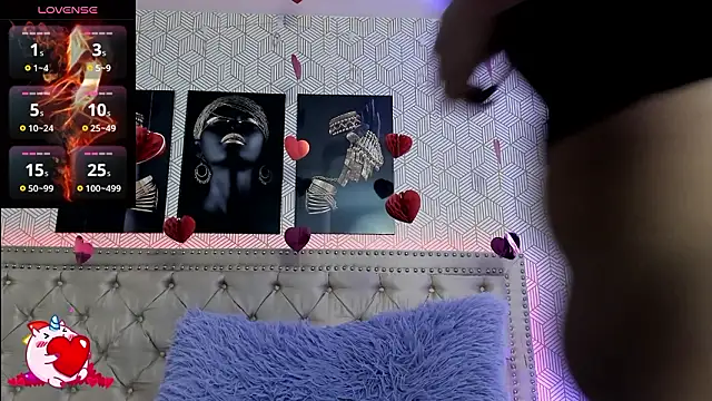 Snapshot of MeganRosseX chatting on 17, 2, 2026 MeganRosseX online show from 17, 2, 2026