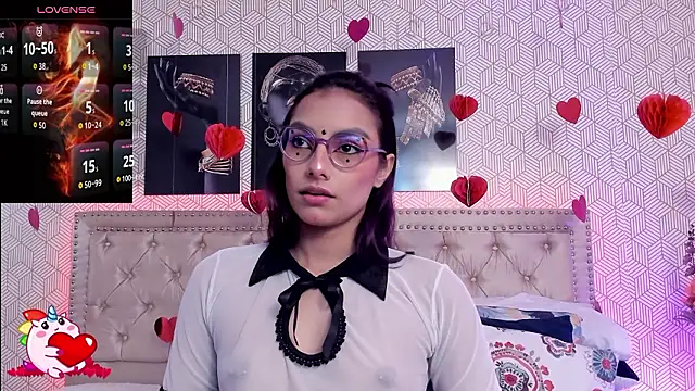 Snapshot of MeganRosseX chatting on 19, 2, 2026 MeganRosseX online show from 19, 2, 2026