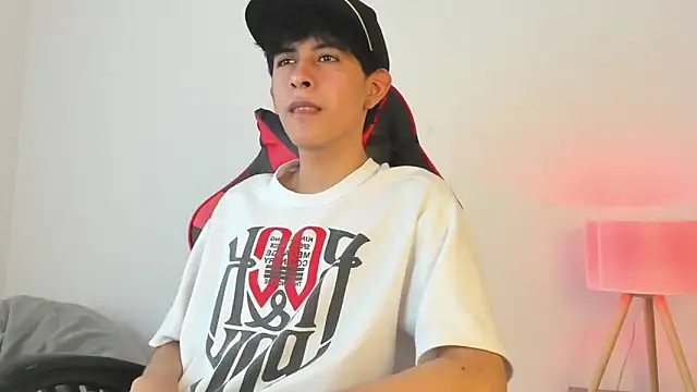 julian xx online show from 21, 5, 2026