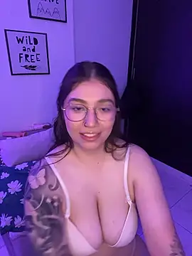 Snapshot of soffmoon chatting on 14, 1, 2026 soffmoon online show from 14, 1, 2026