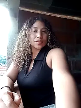 Snapshot of Adorable_Maria chatting on 6, 5, 2026 Adorable Maria online show from 6, 5, 2026