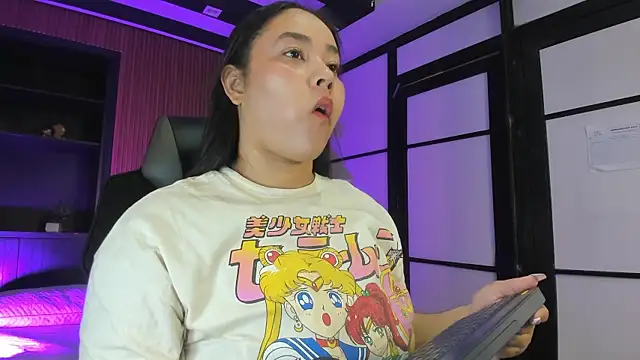 Snapshot of ThaliaBrookss_ chatting on 7, 4, 2026 ThaliaBrookss online show from 7, 4, 2026