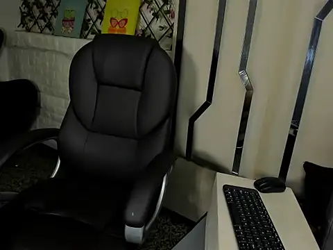 Snapshot of Meriland_HH chatting on 27, 3, 2026 Meriland HH online show from 27, 3, 2026