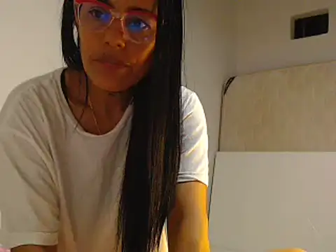 Elizabeth manzon online show from 14, 5, 2026