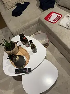 Iconnue online show from 12, 2, 2026