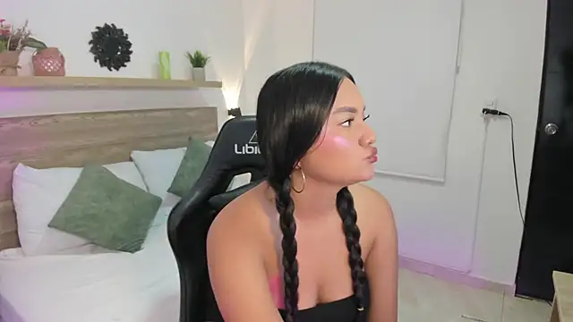 mara08  online show from 4, 2, 2026