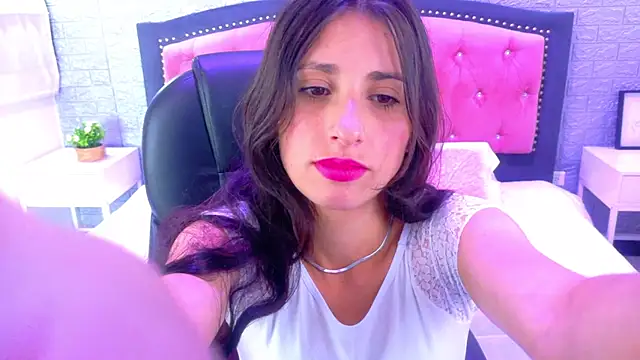 Snapshot of Nicolleth_tk chatting on 7, 1, 2026 Nicolleth tk online show from 7, 1, 2026