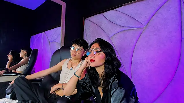 velvet mystic online show from 4, 4, 2026