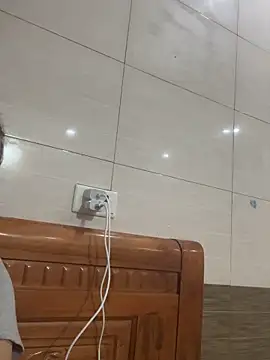 Snapshot of Liness101 chatting on 11, 4, 2026 Liness101 online show from 11, 4, 2026